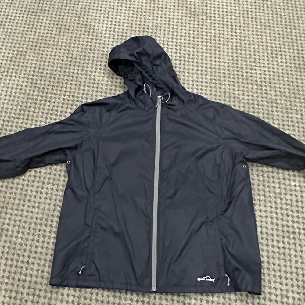 Eddie Bauer windbreaker size 2XL ; color black